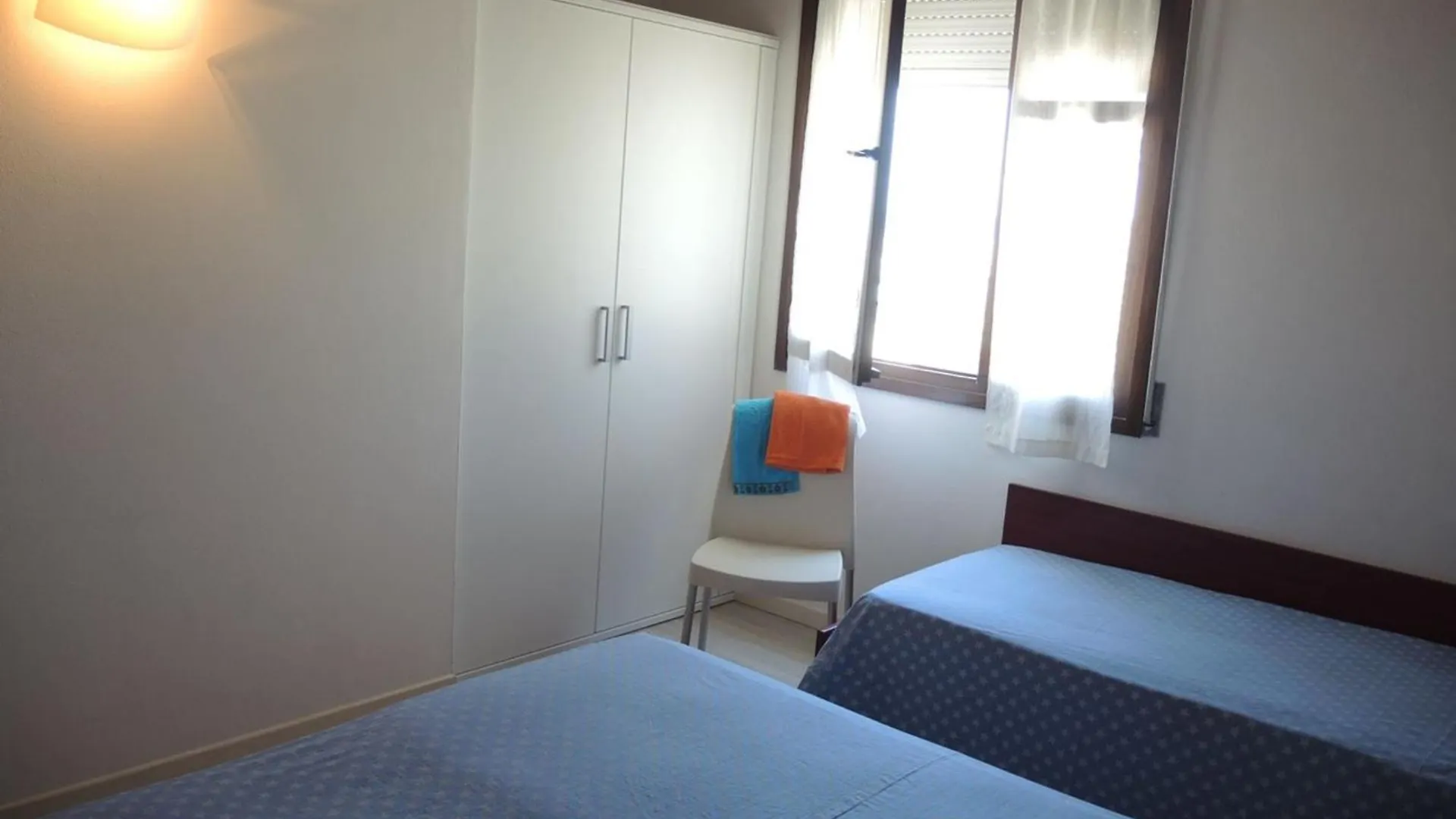 ビビオーネModern Flat For 4 Guests Sea View - Beahostアパートメント アパート